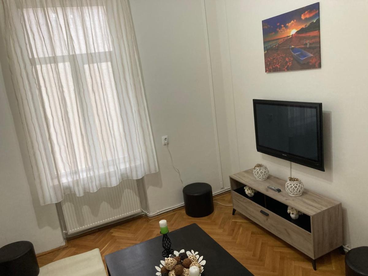 Irina Apartments بيتستِ المظهر الخارجي الصورة
